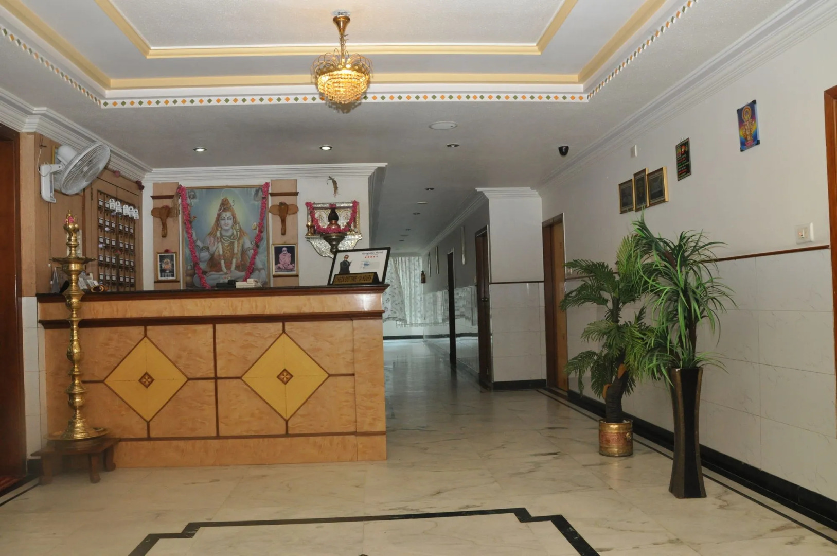 Hotel Gangothri