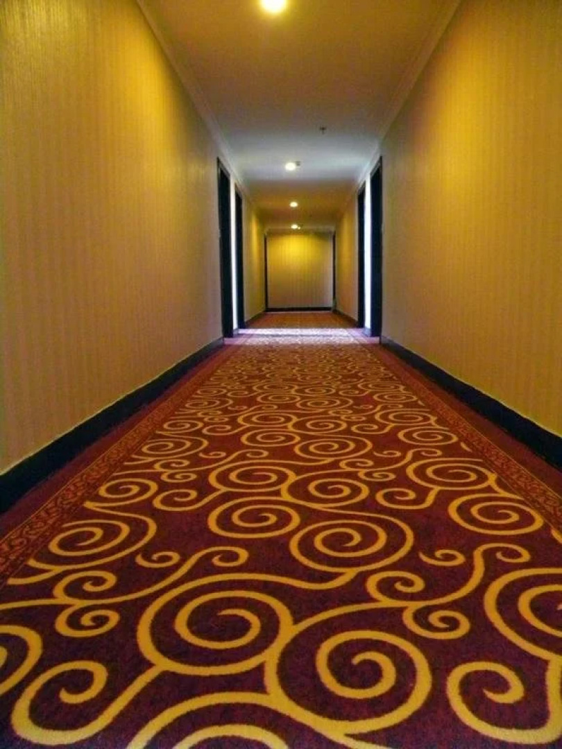 东兴王朝大酒店