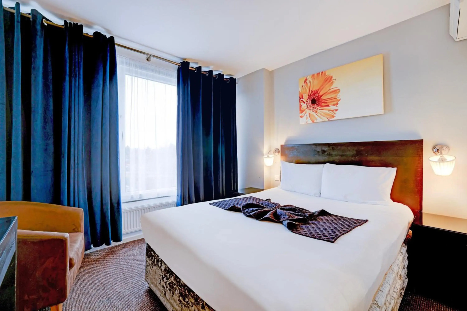 OYO The Chiltern Hotel