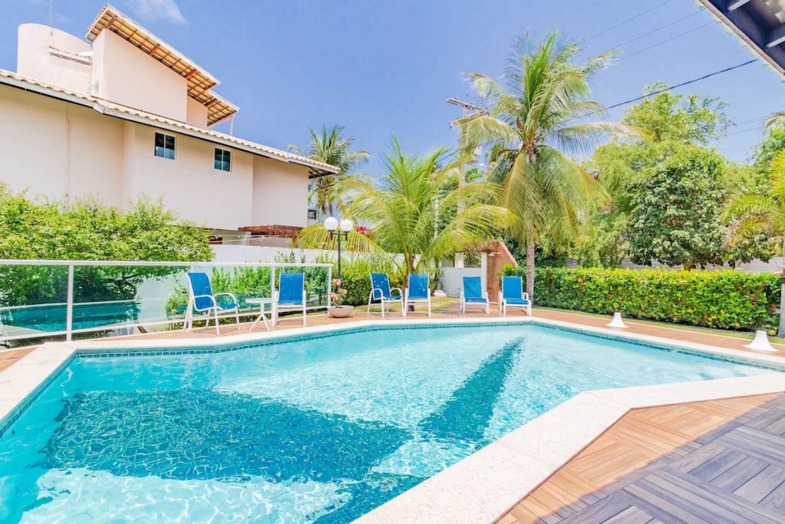 GB35 Ótima Casa 5 Quartos a 50m da Praia