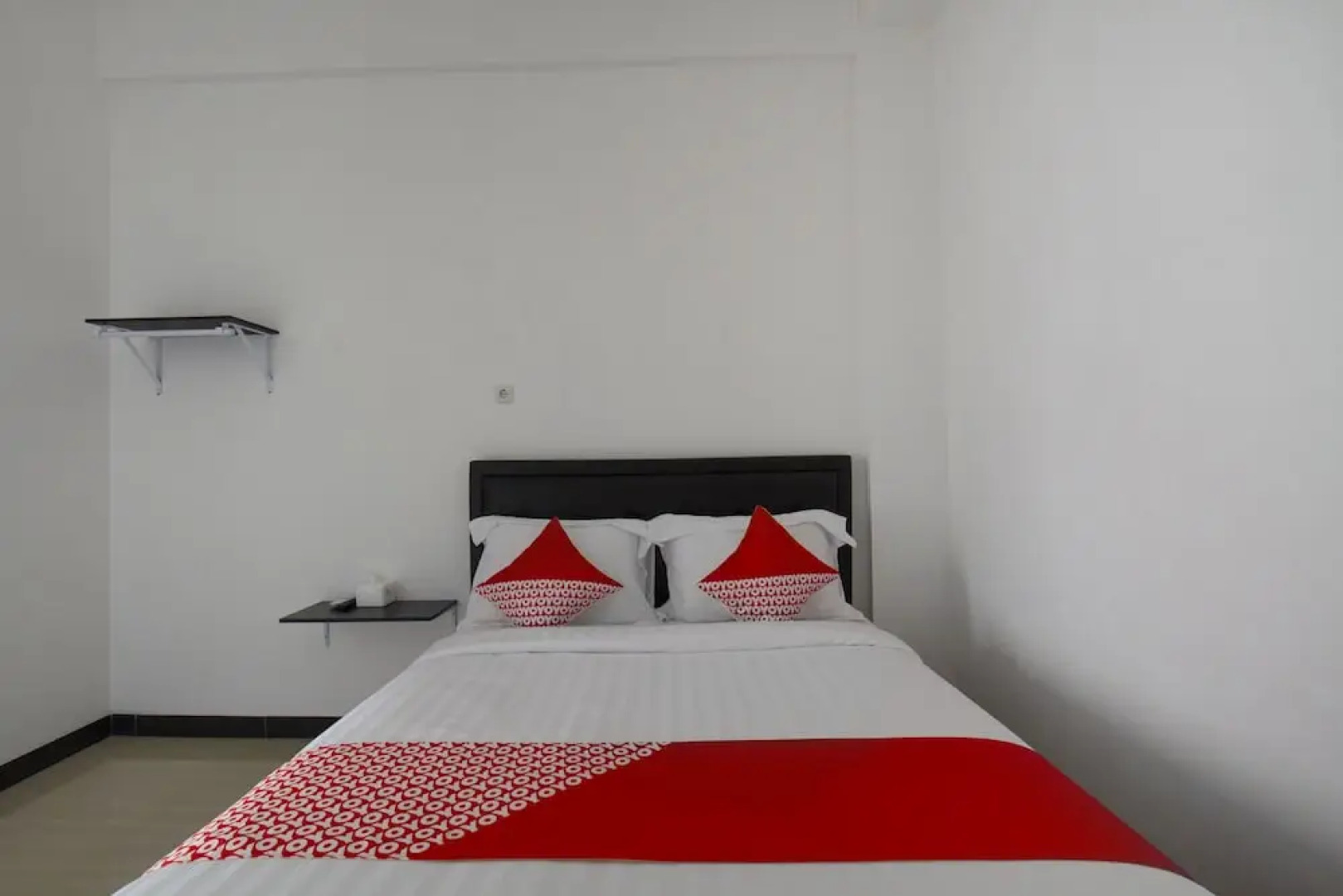 Forrest Inn by OYO Rooms