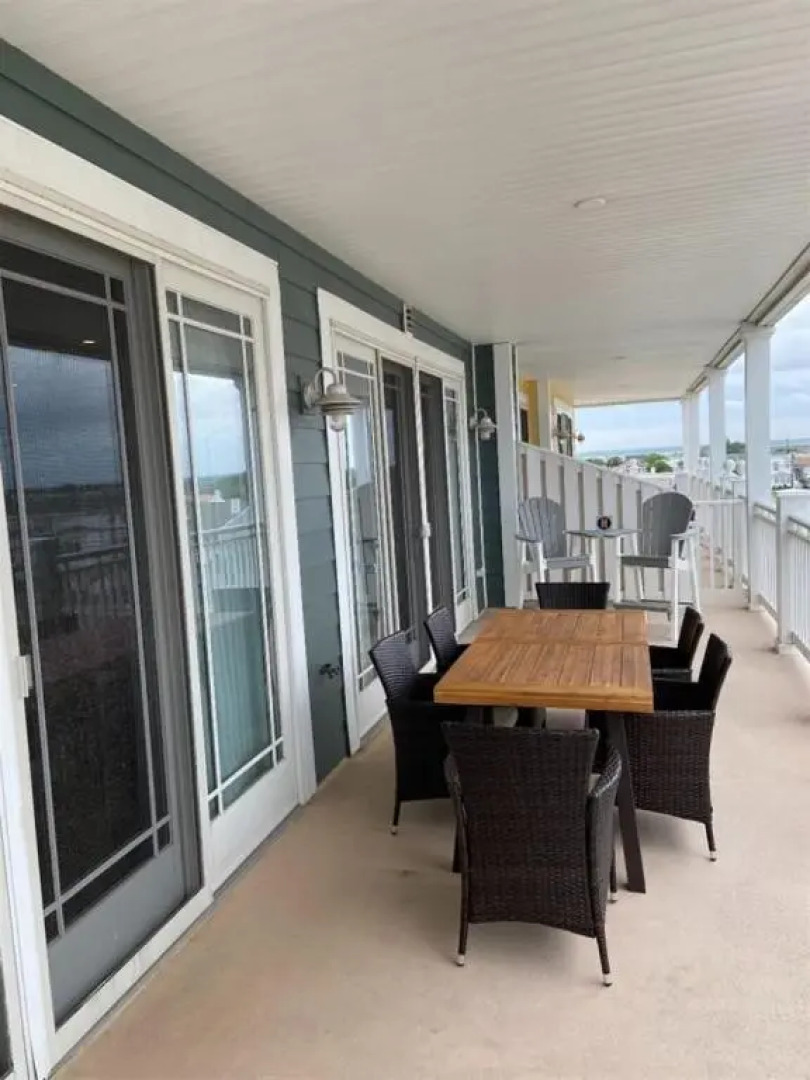 Wc7701 Atlantic Avenue, Unit 304