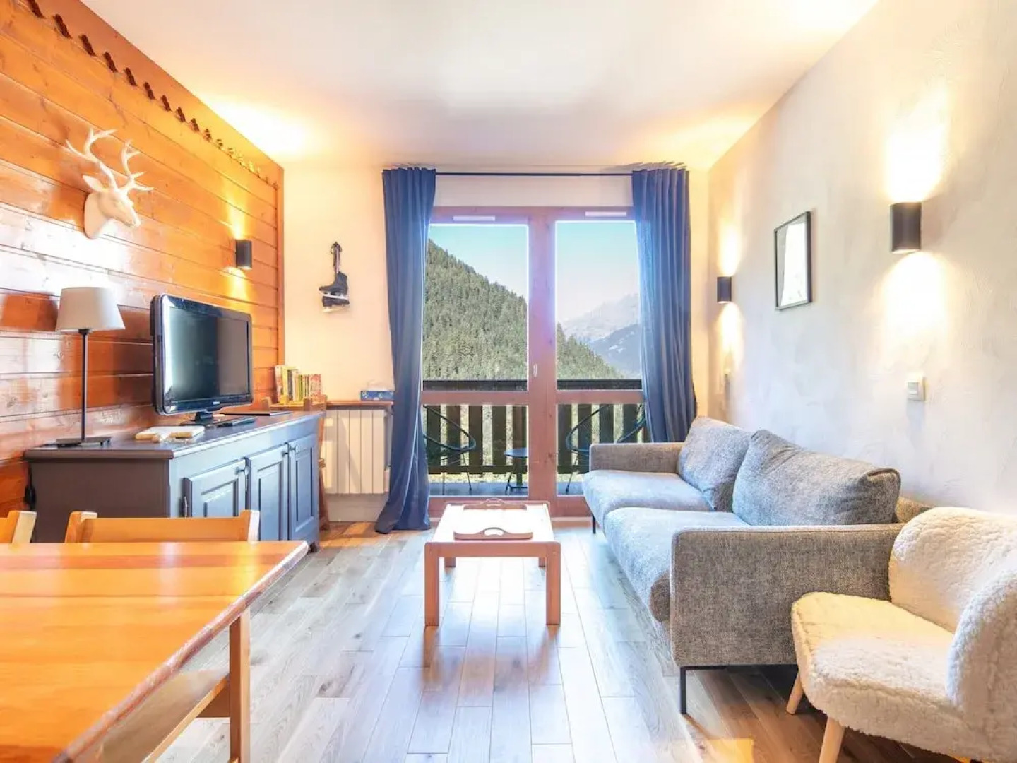 Apartment in Modane With Ski Slope Access