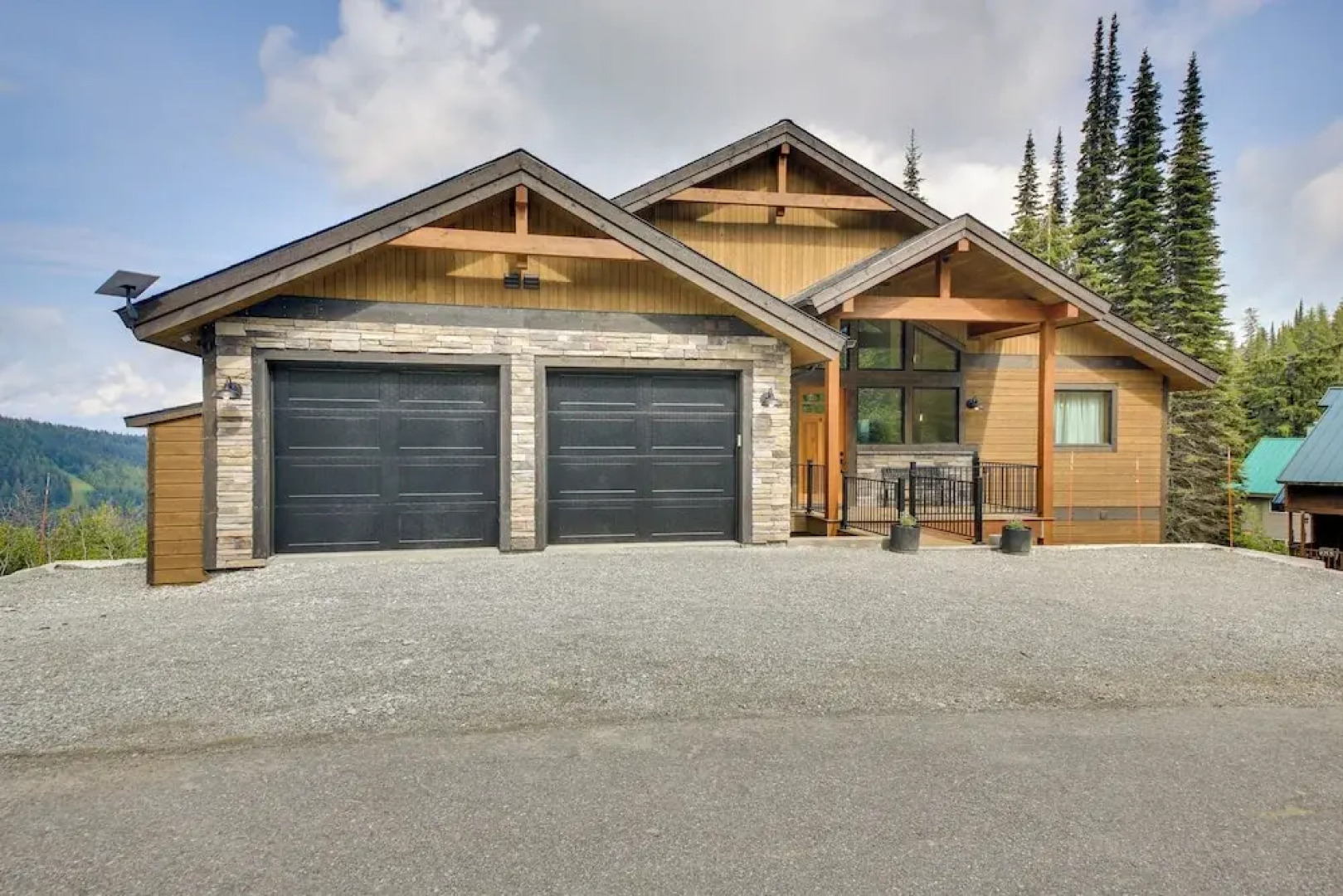 Ski-in/out Schweitzer Mountain Home in Sandpoint!