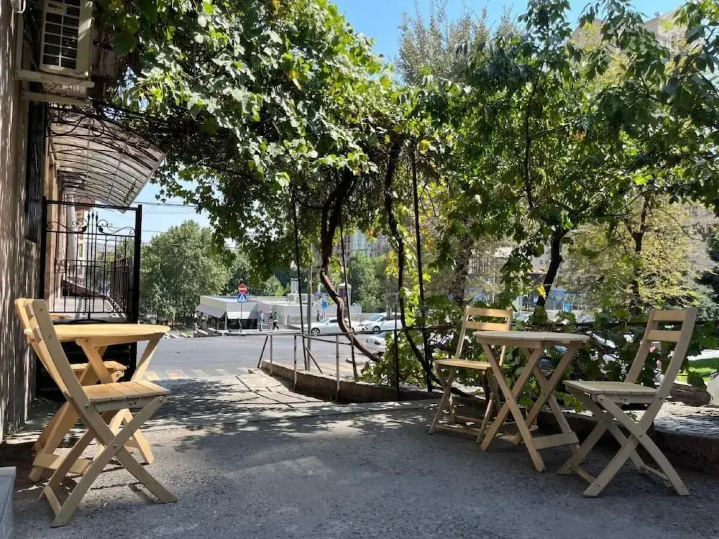 Отель Arami by Downtown