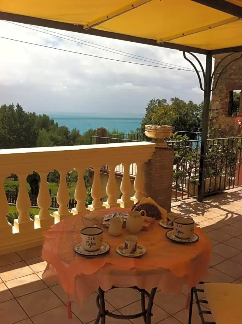 Bed and Breakfast Nefer