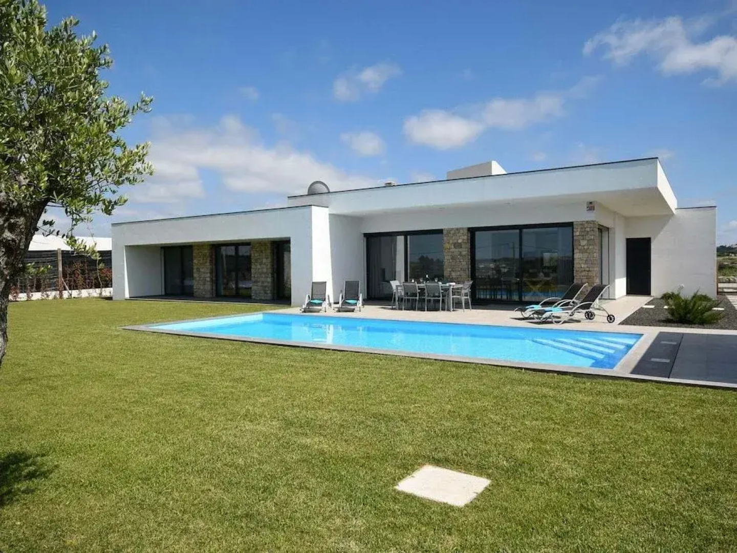 Villa in Alcobaca With Private Pool