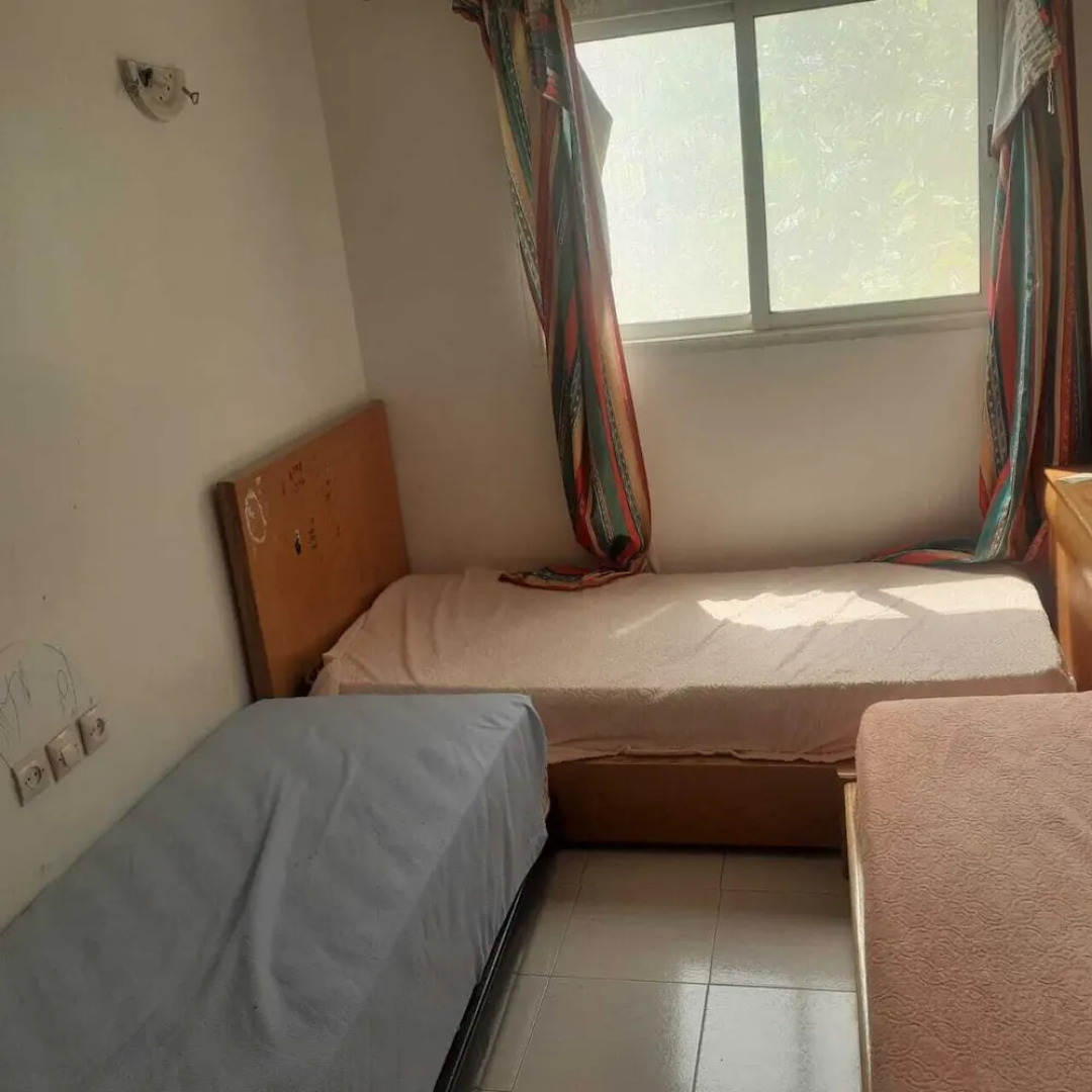 Captivating 4-bed House in Tamaris