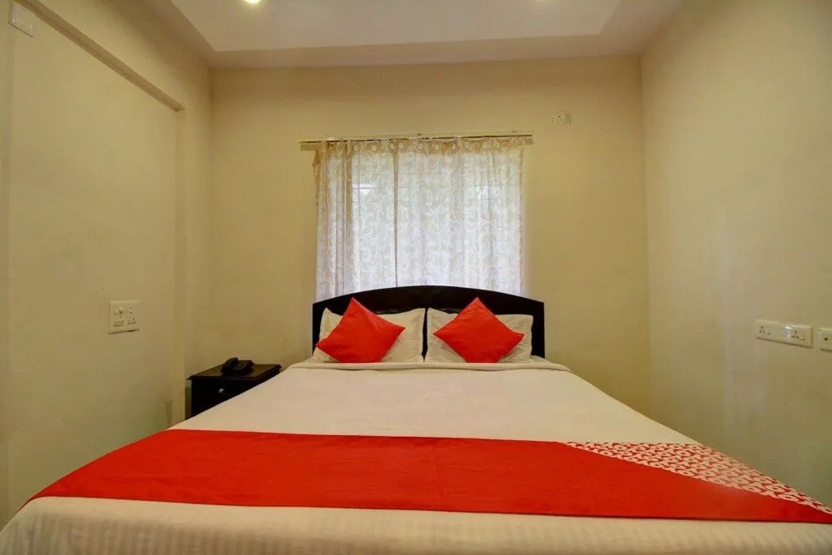 OYO 22276 Sujitha Service Apartments