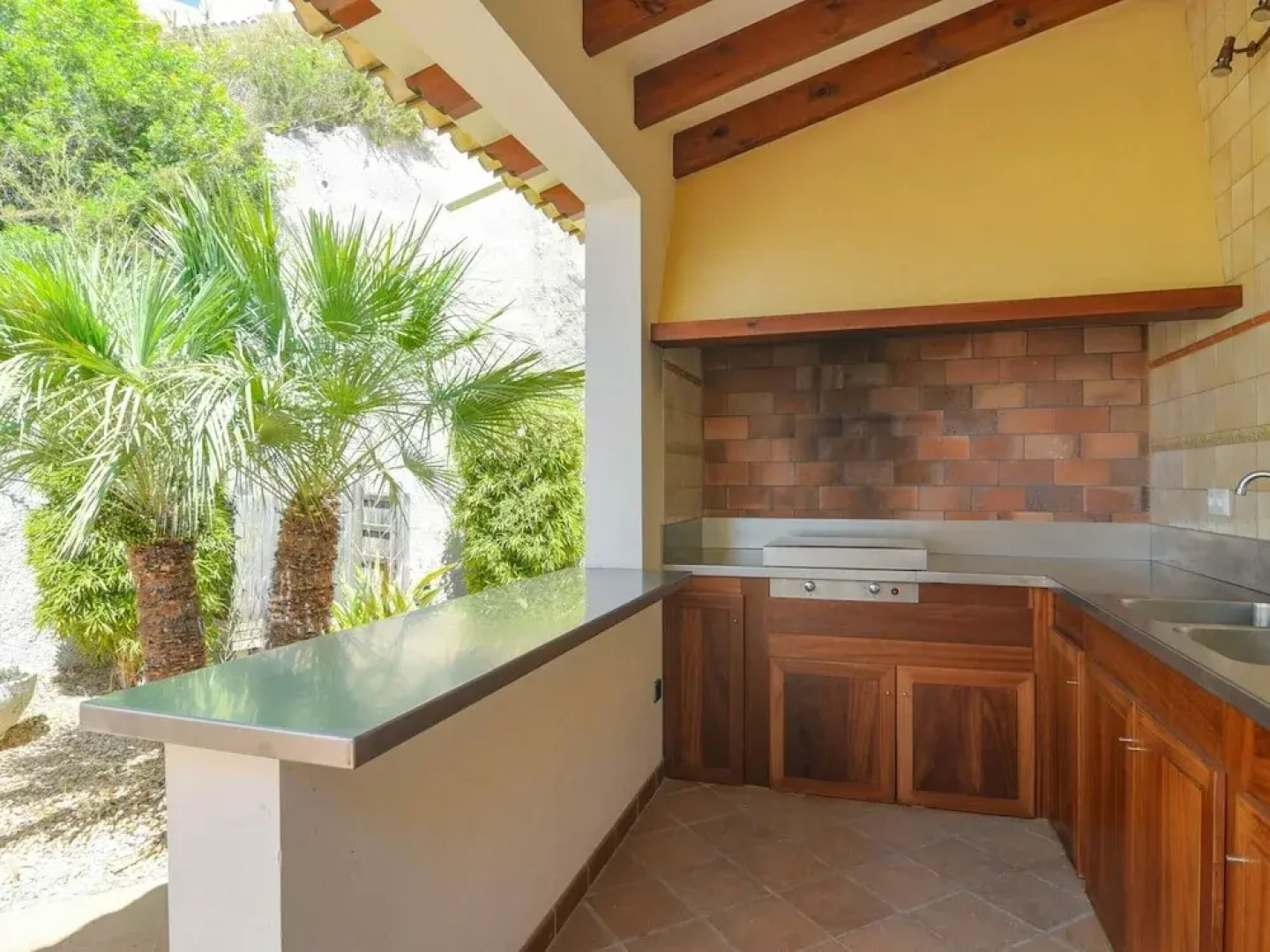 Coastal Villa With Pool