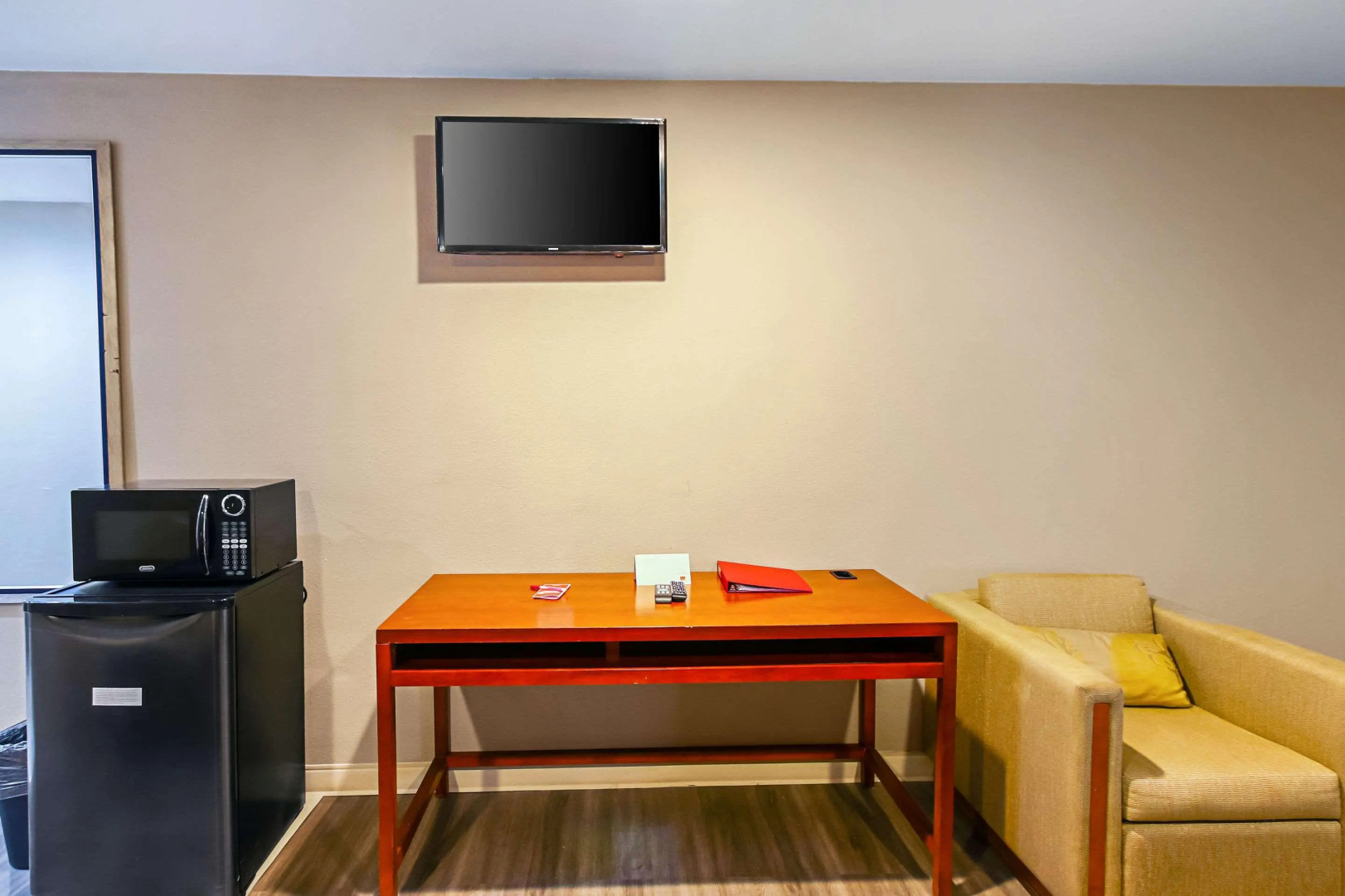 Econo Lodge San Bernardino I-215