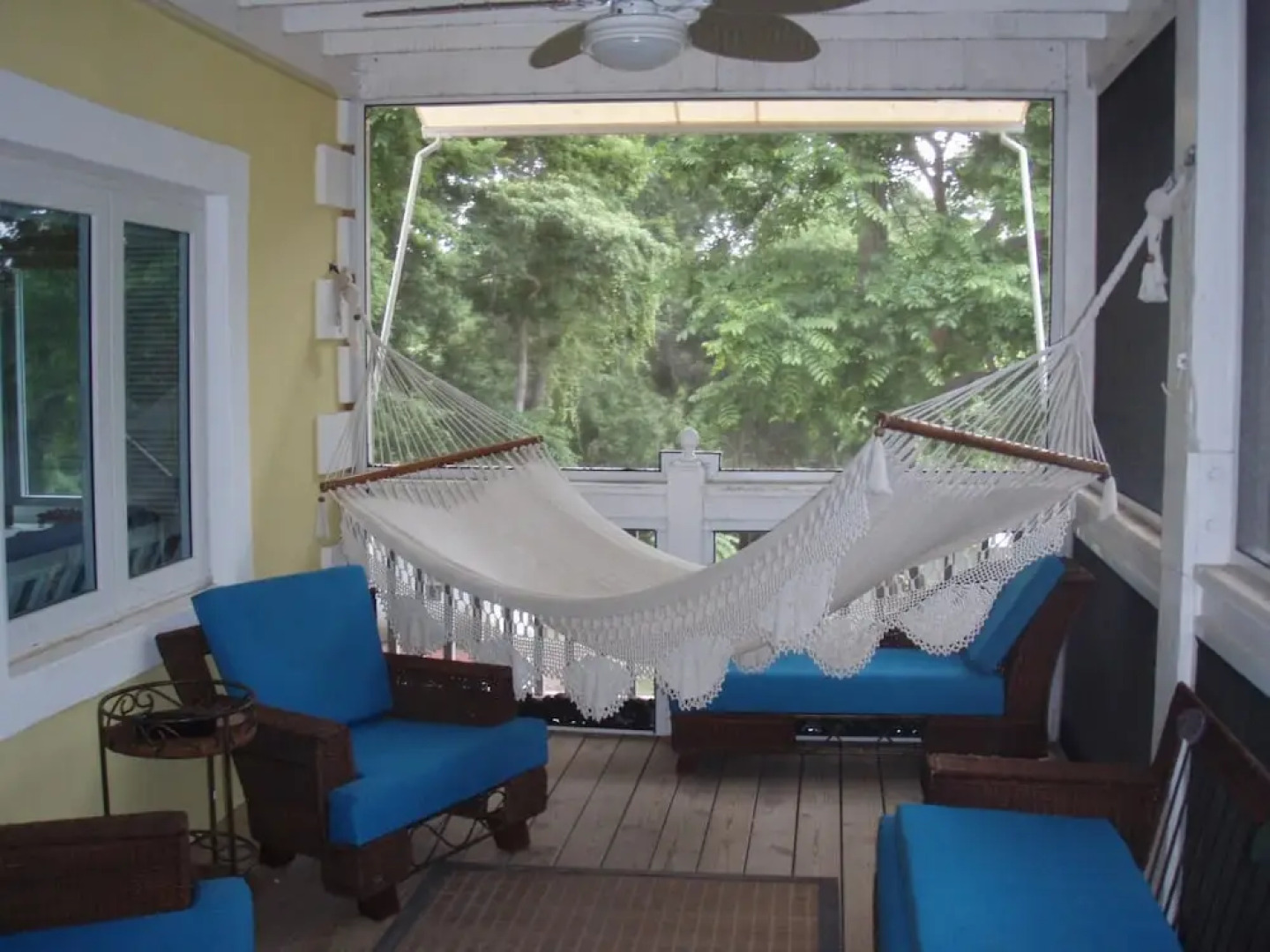 Beautiful Apartment with Golf Cart