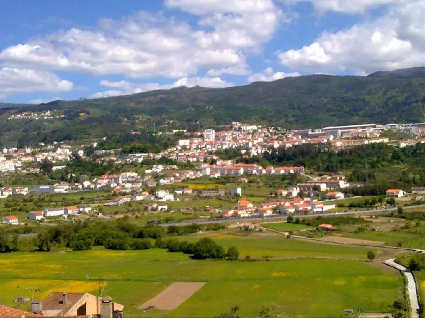 Apartment With 3 Bedrooms in Seia, With Wonderful City View and Terrac