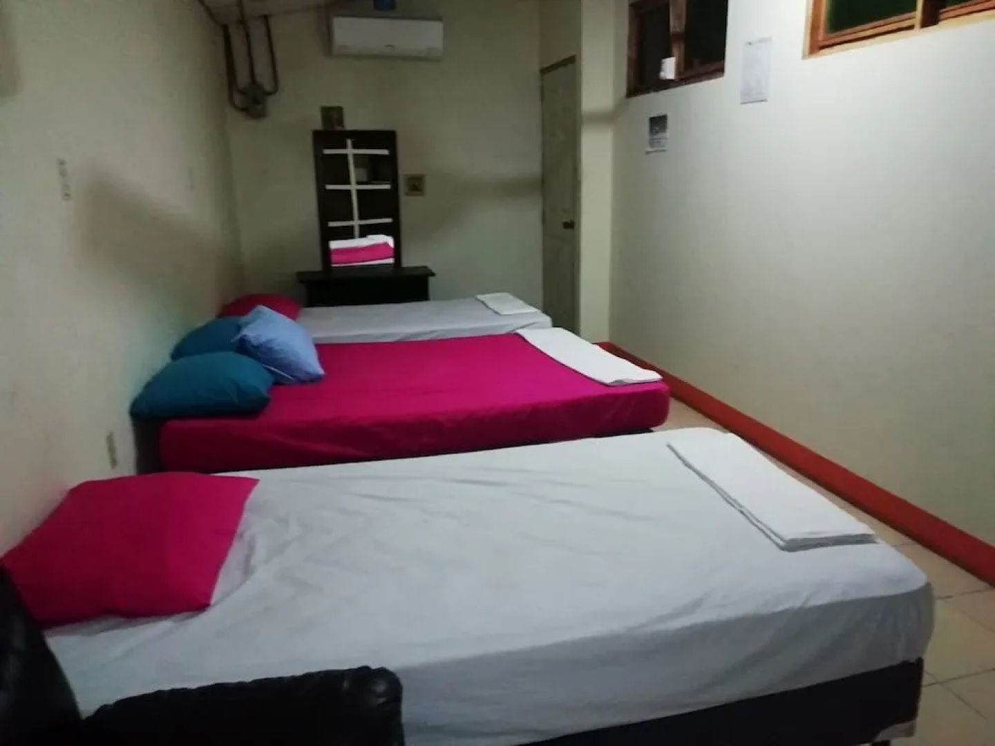 Hostal Ruinas de San Sebastian - Hostel