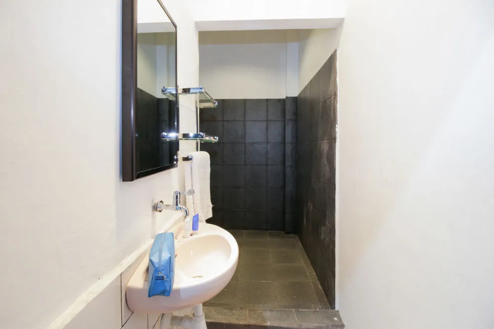 Airy Bandara Tjilik Riwut Seth Adji 31 Palangkaraya