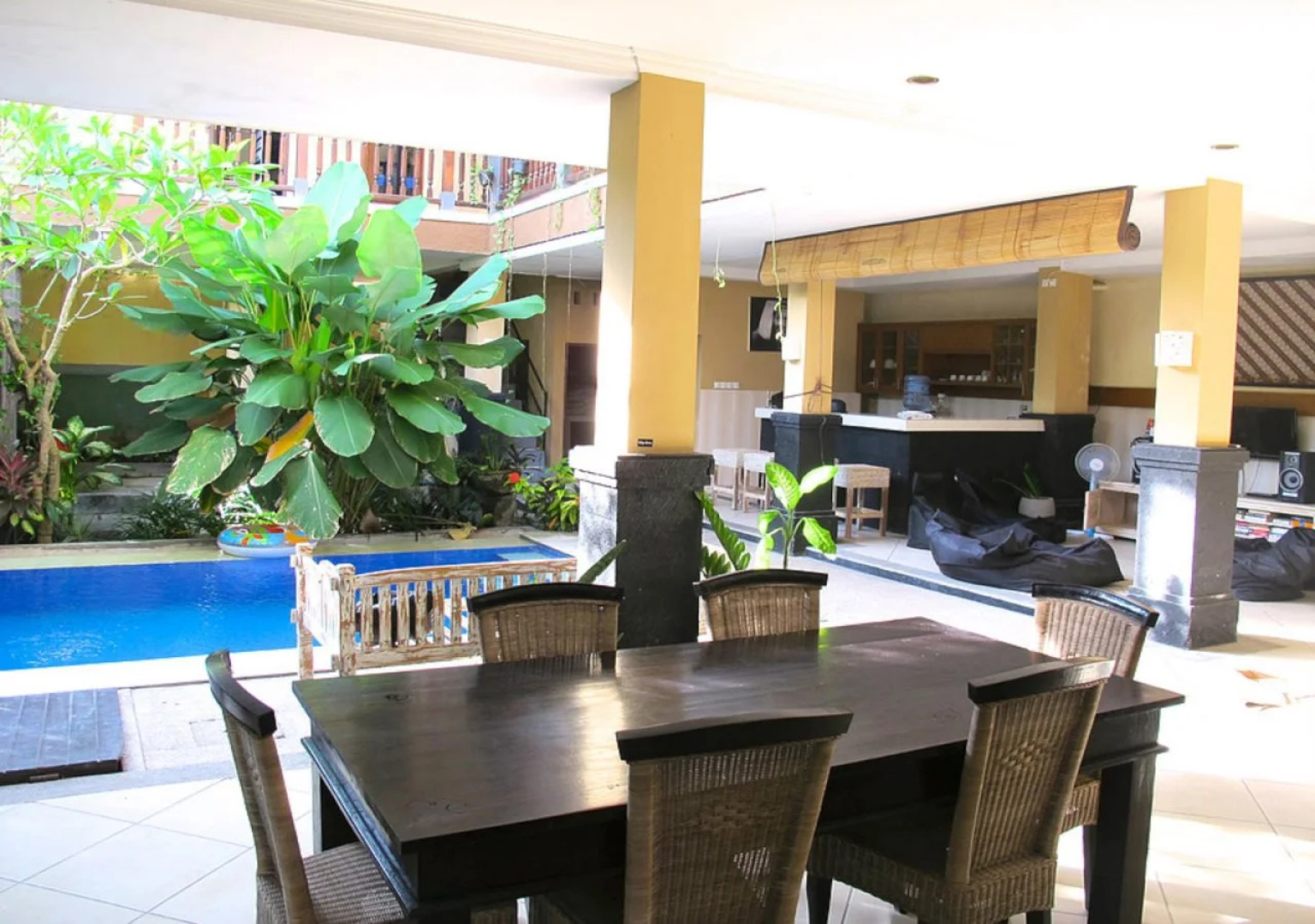 Canggu Surf Hostel