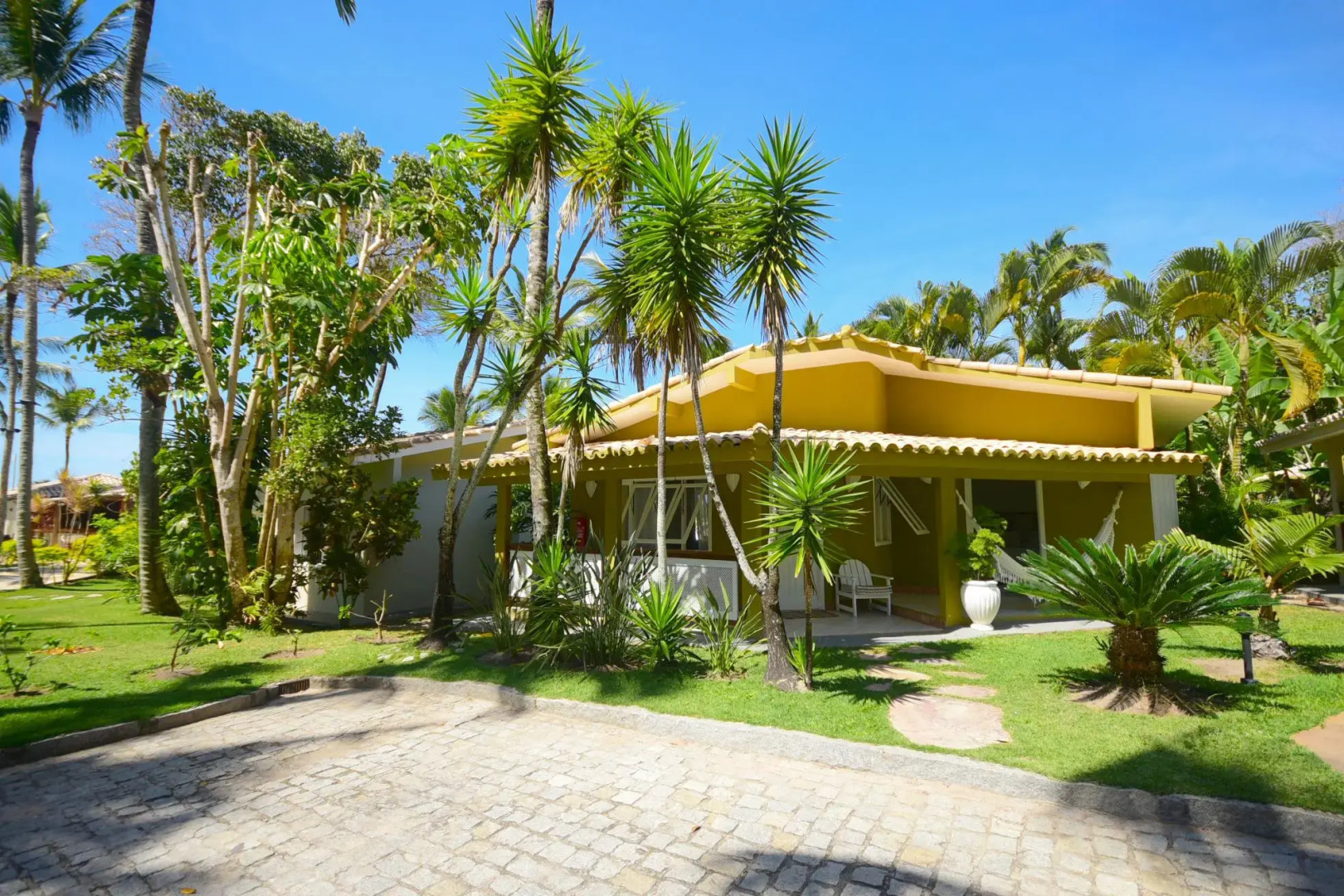 Saint Tropez Praia Hotel