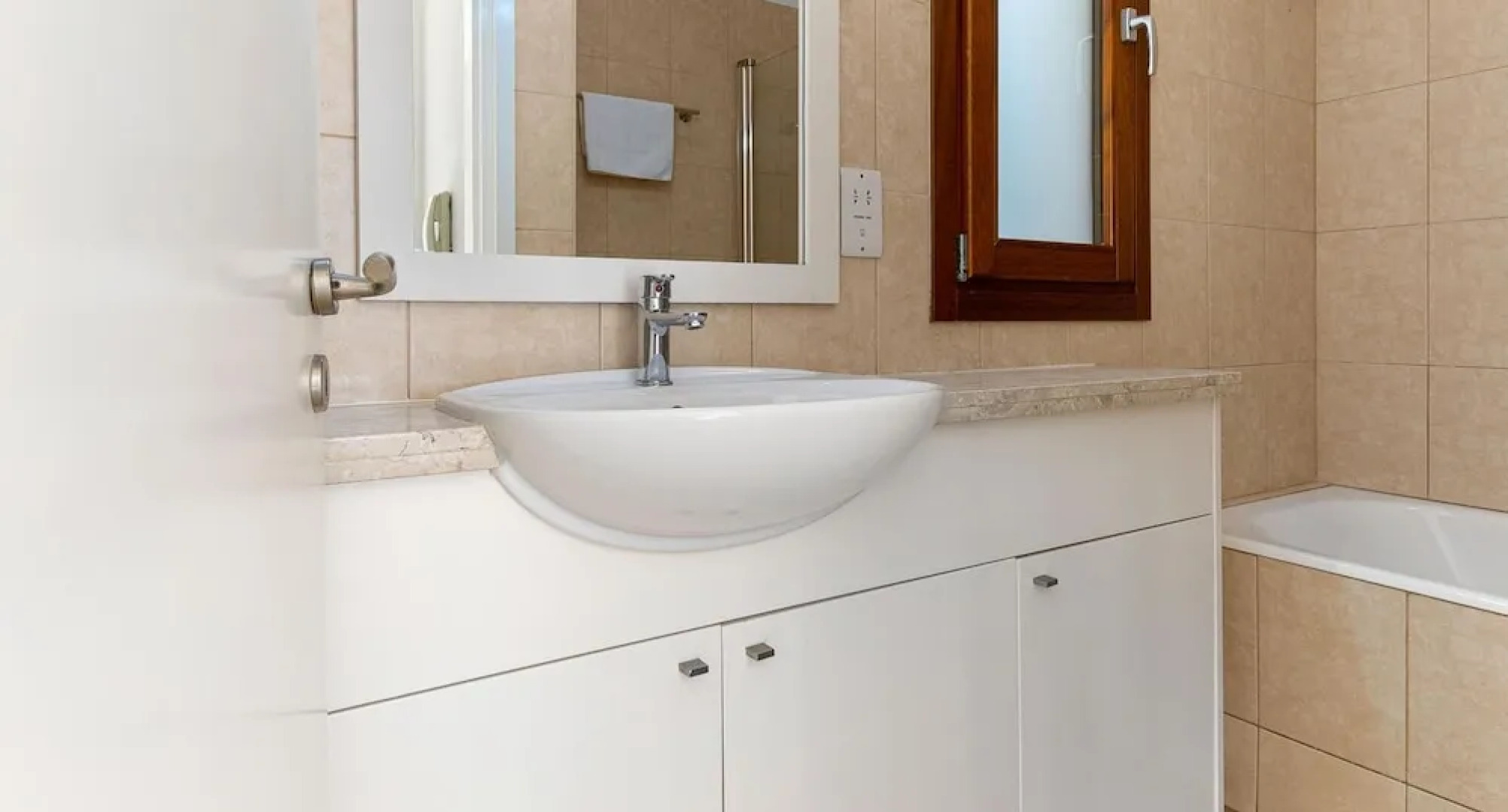 Villa Hg29 - Proteus