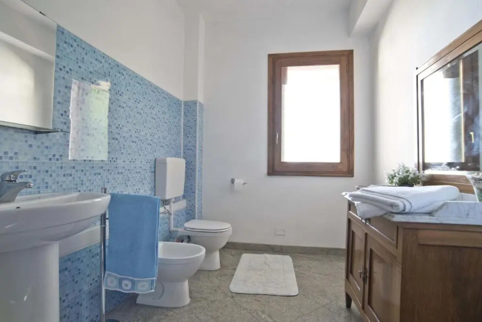 Relais Chiesa Madre Rooms and Apartments