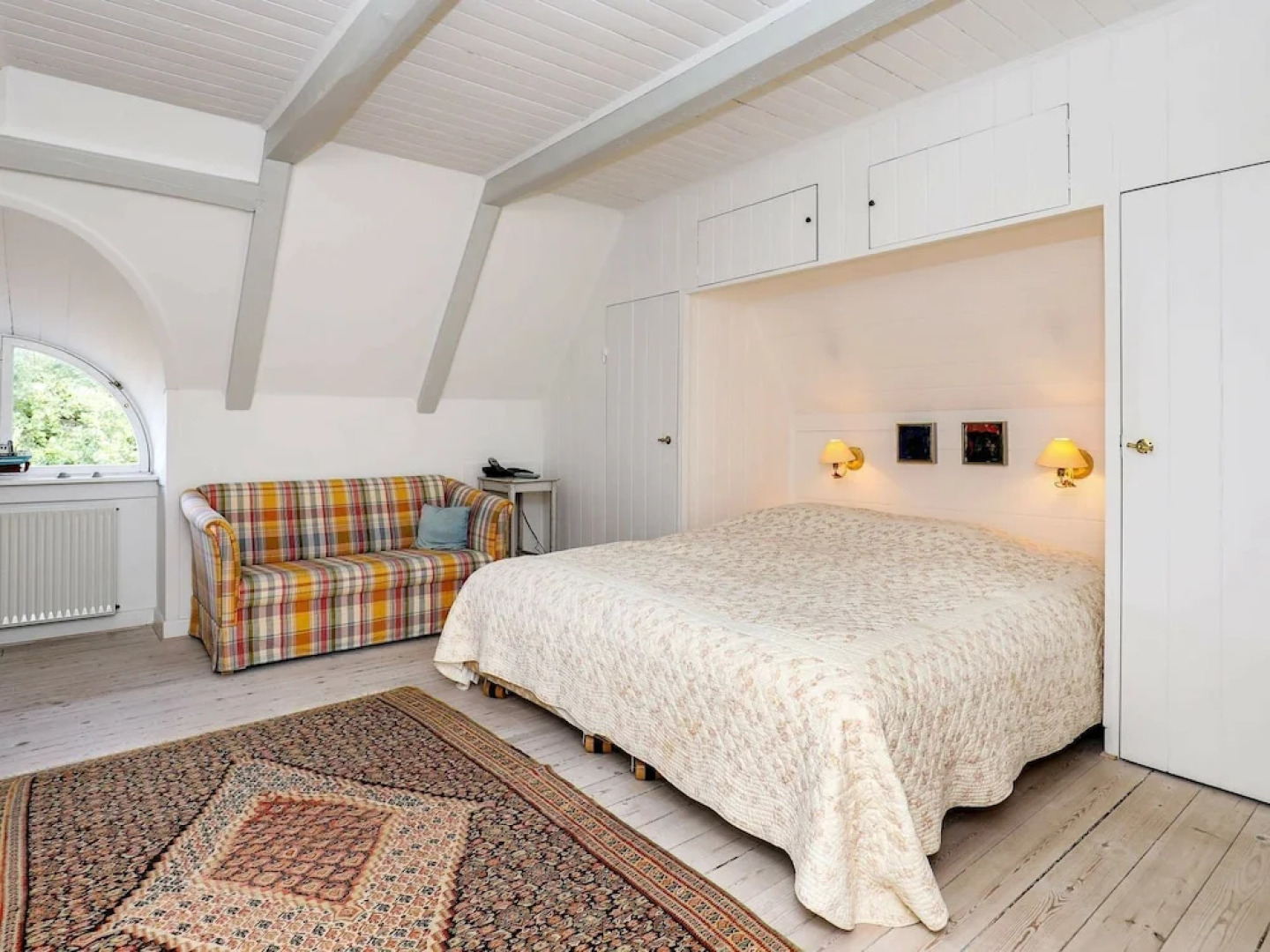 Rustic Holiday Home in Hovedstaden With Whirlpool