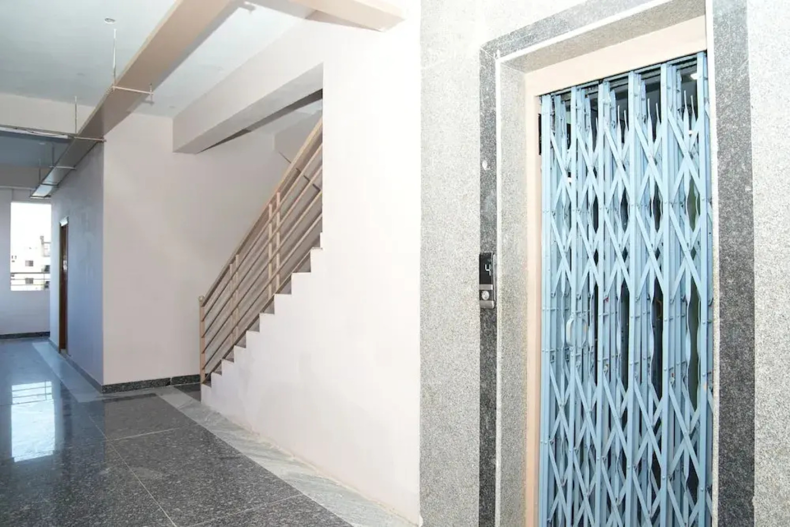 Hiraa inn Studio Apartments