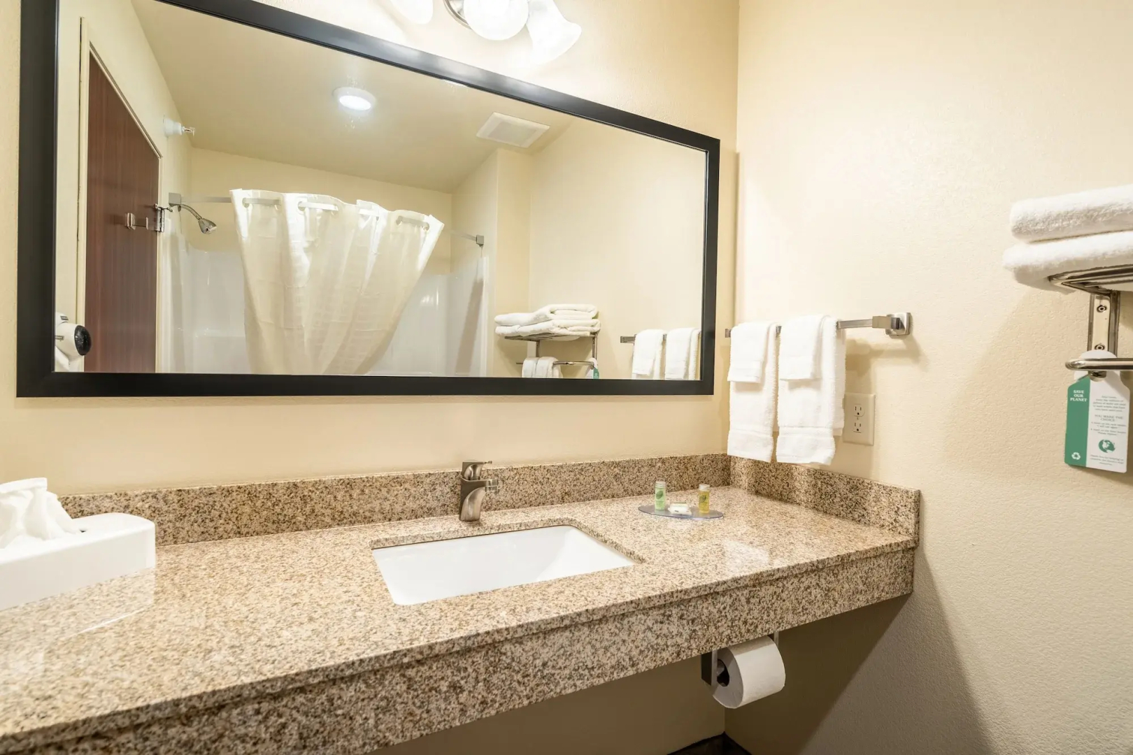 Cobblestone Hotel & Suites - Cozad