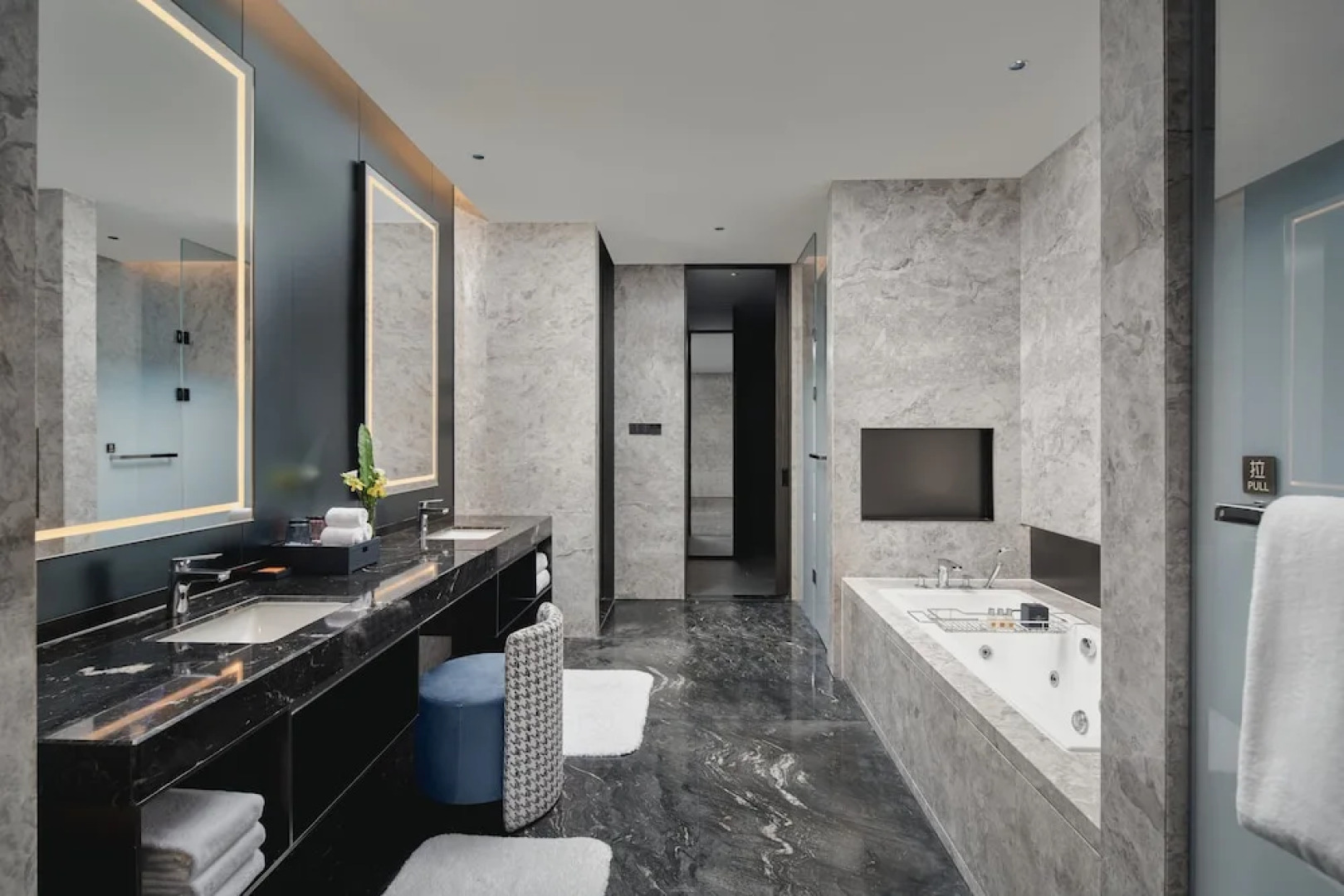 Crowne Plaza Shangluo by IHG