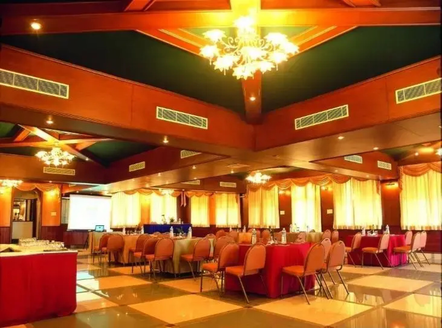 Celebrity Club & Resort