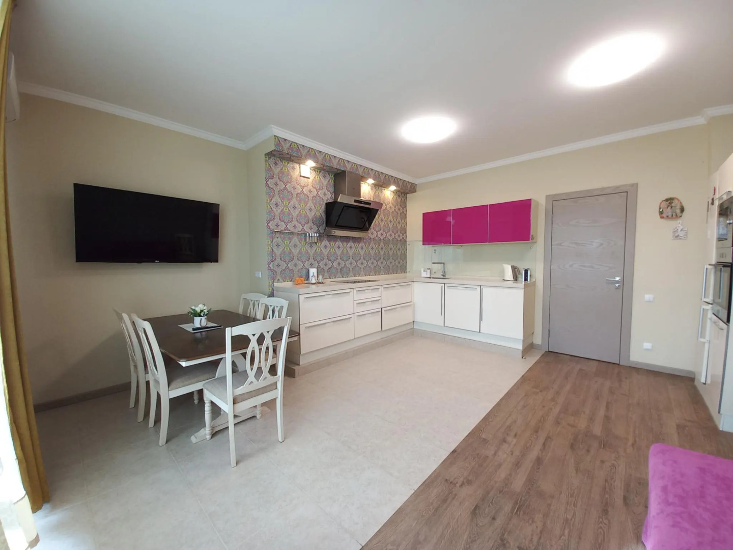 Апартаменты на проспекте Белгородского Полка 54