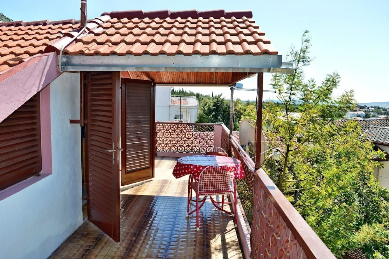 Apartments Savarin 550