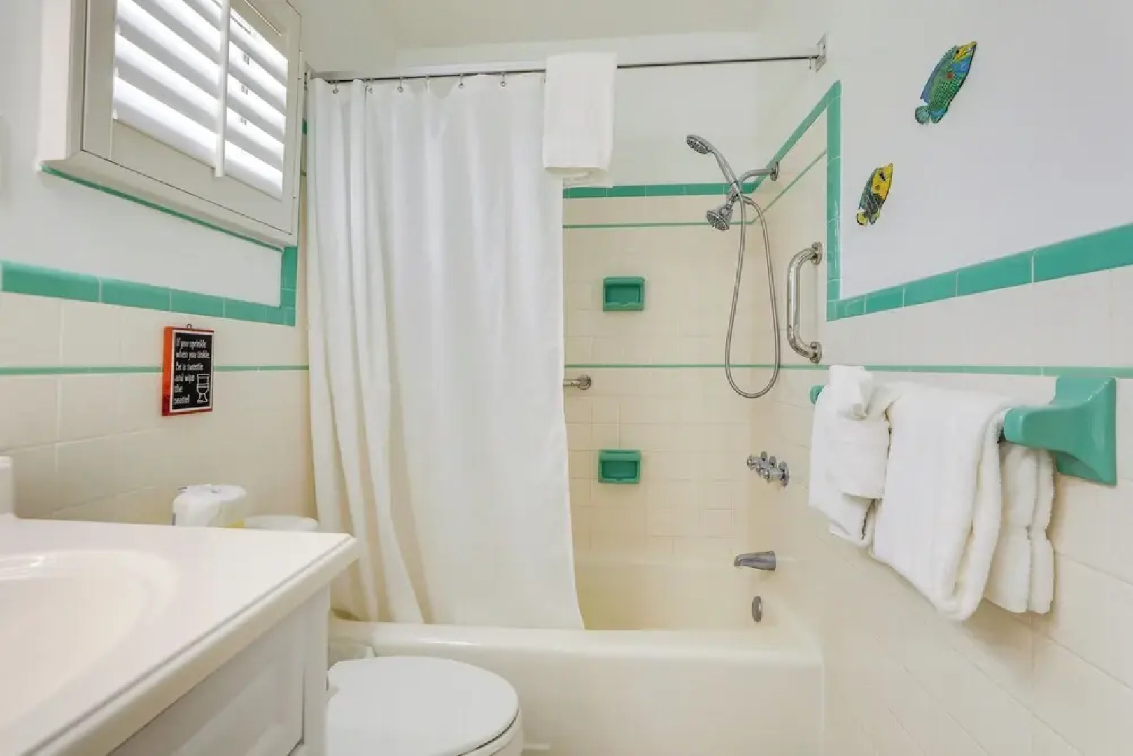 Beach & Pool Access: Gulf Coast Villa w/ Balcony