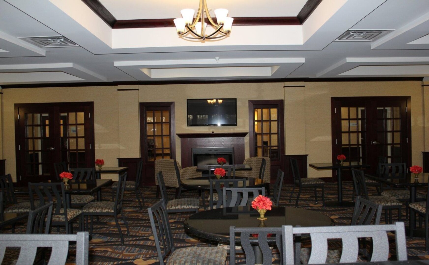 Holiday Inn Express Hotel & Suites Niles by IHG