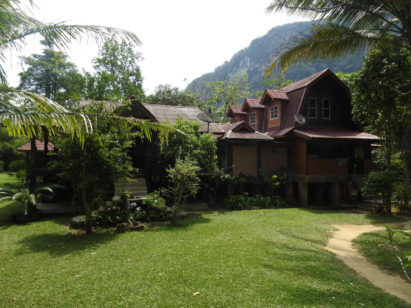 Khao Sok Nature Resort