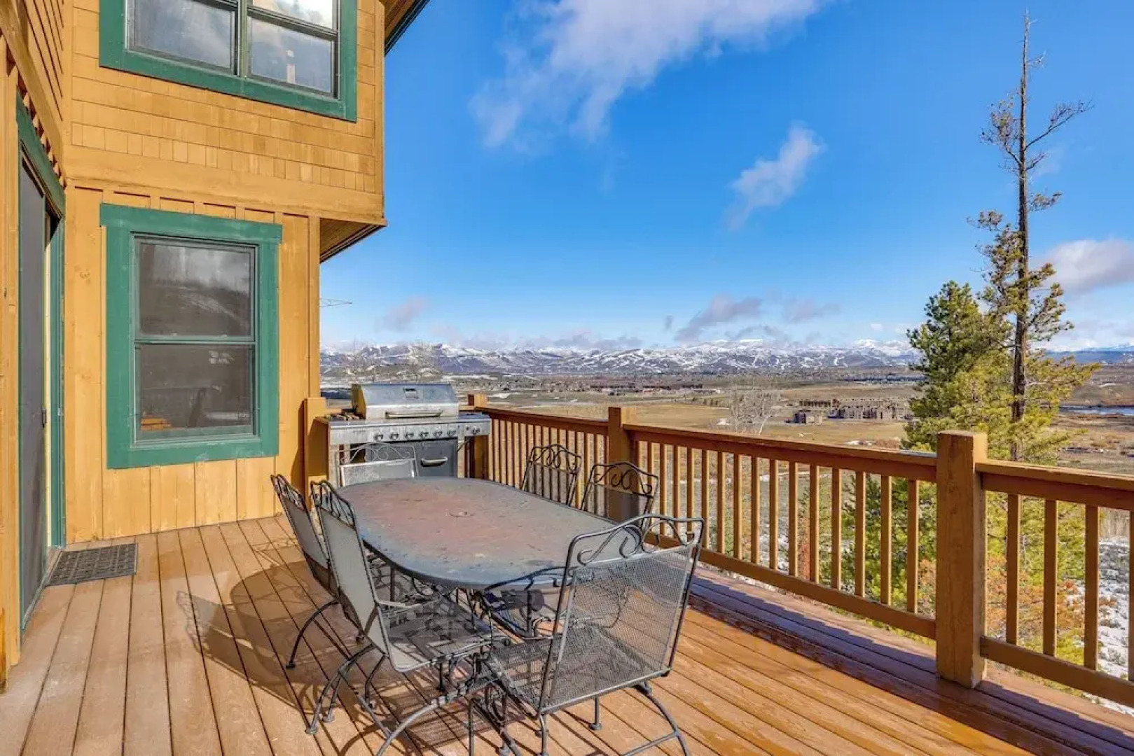 Private Hot Tub: Scenic Granby Vacation Rental!