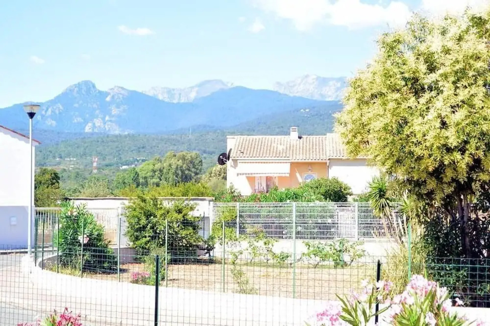 VILLA ILARIA - PEACE - CLOSE TO THE SEA Chalet 3