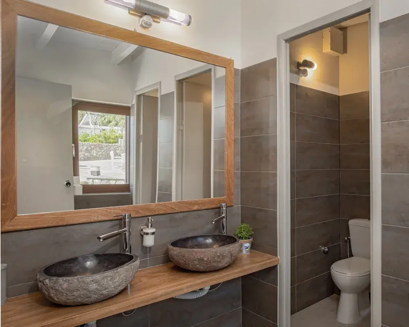 Villa Tzikides Aegina