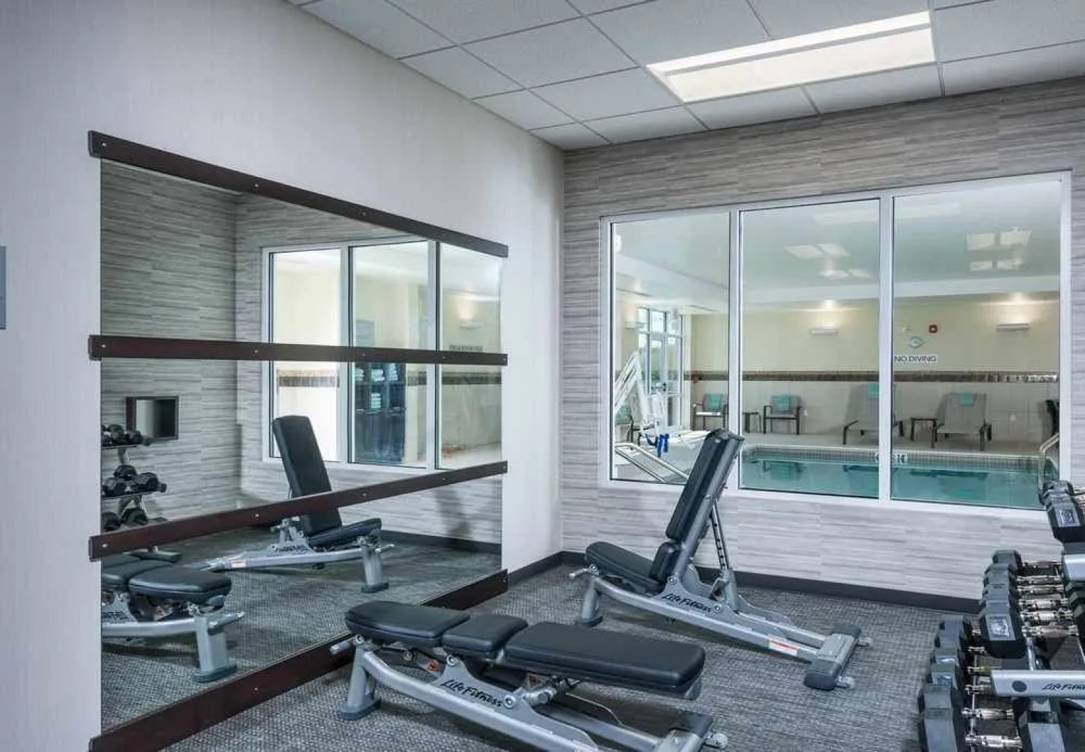 Courtyard Boston Littleton