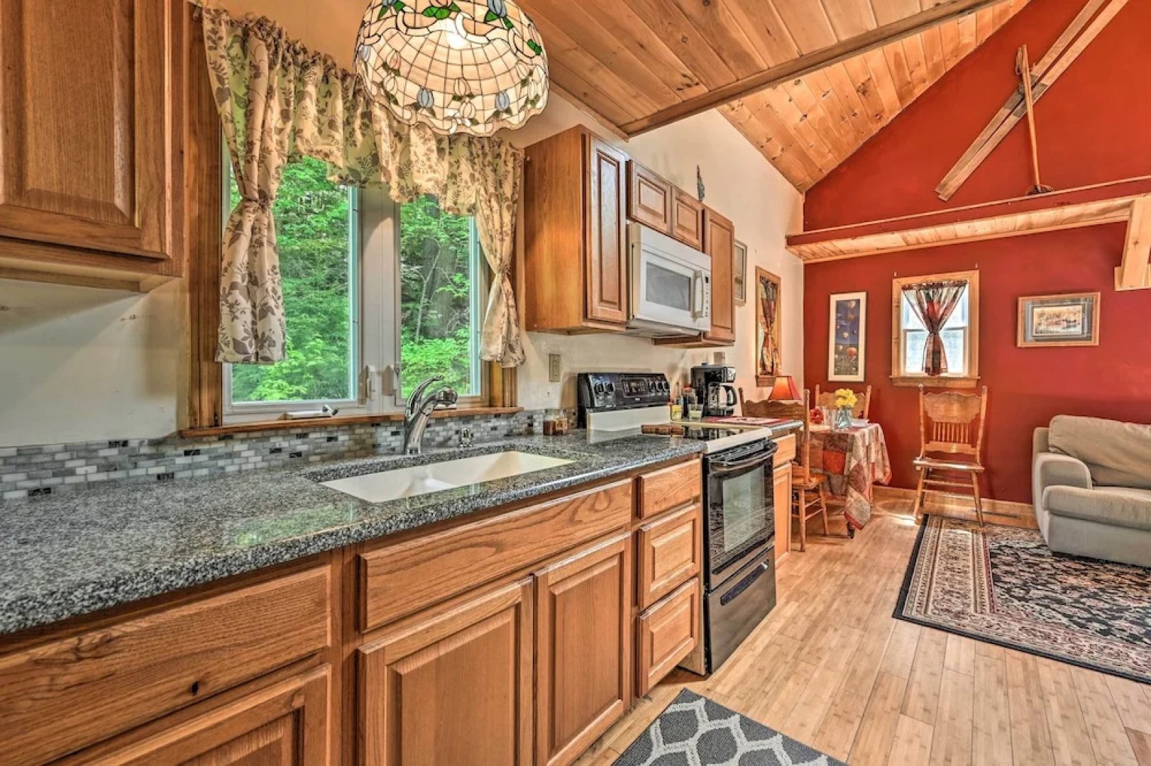 Cabin in the Untouched Woods - 3 Miles to Ski