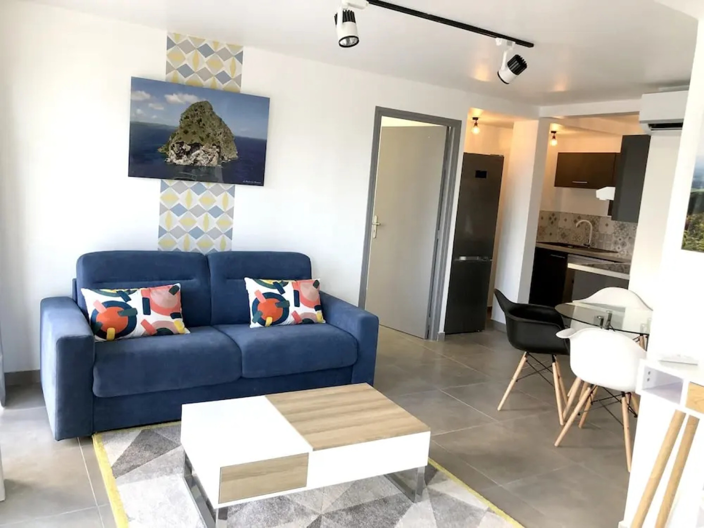 House With 2 Bedrooms in La Trinité, With Wonderful sea View, Pool Acc