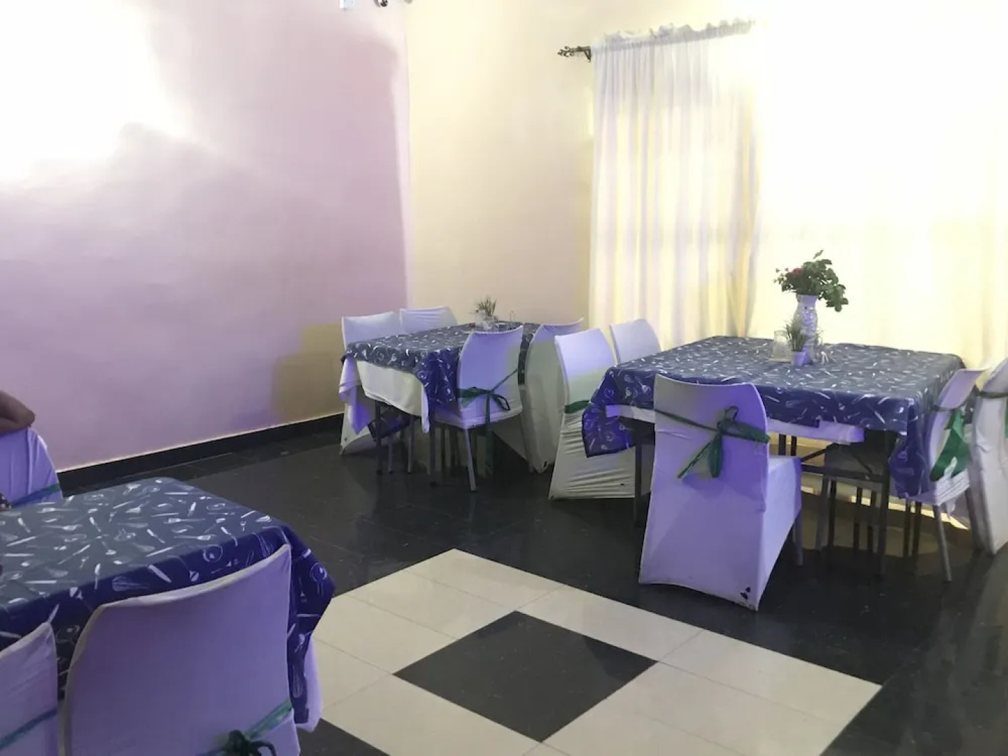 Meadway Luxury Hotels