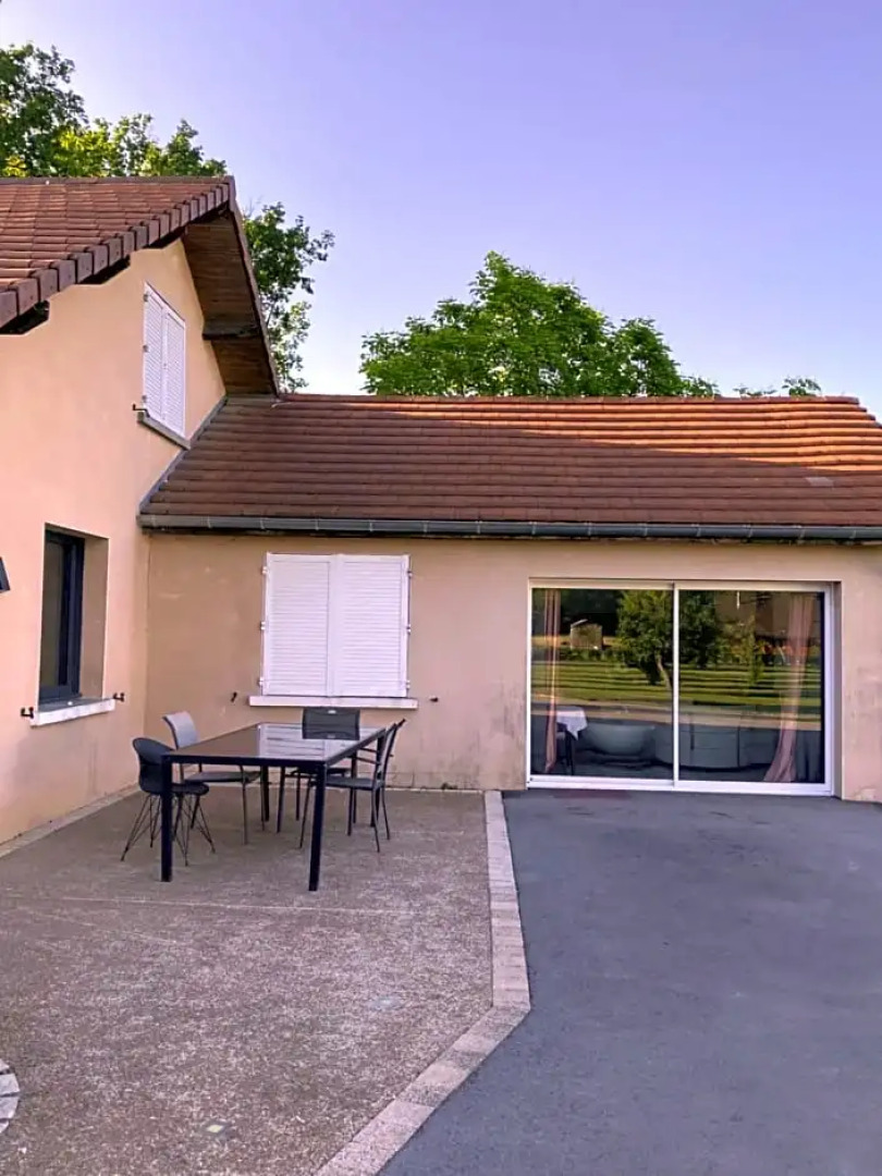 Agréable chambre d’hôte calme avec piscine