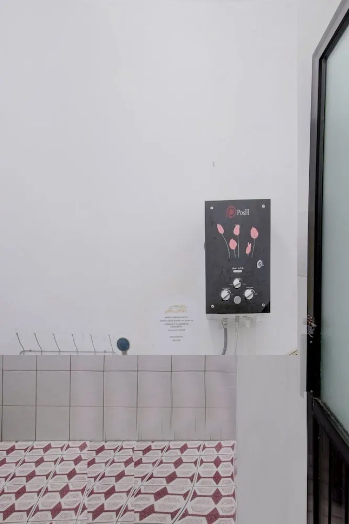 OYO 90543 An-nur Guest House Syariah