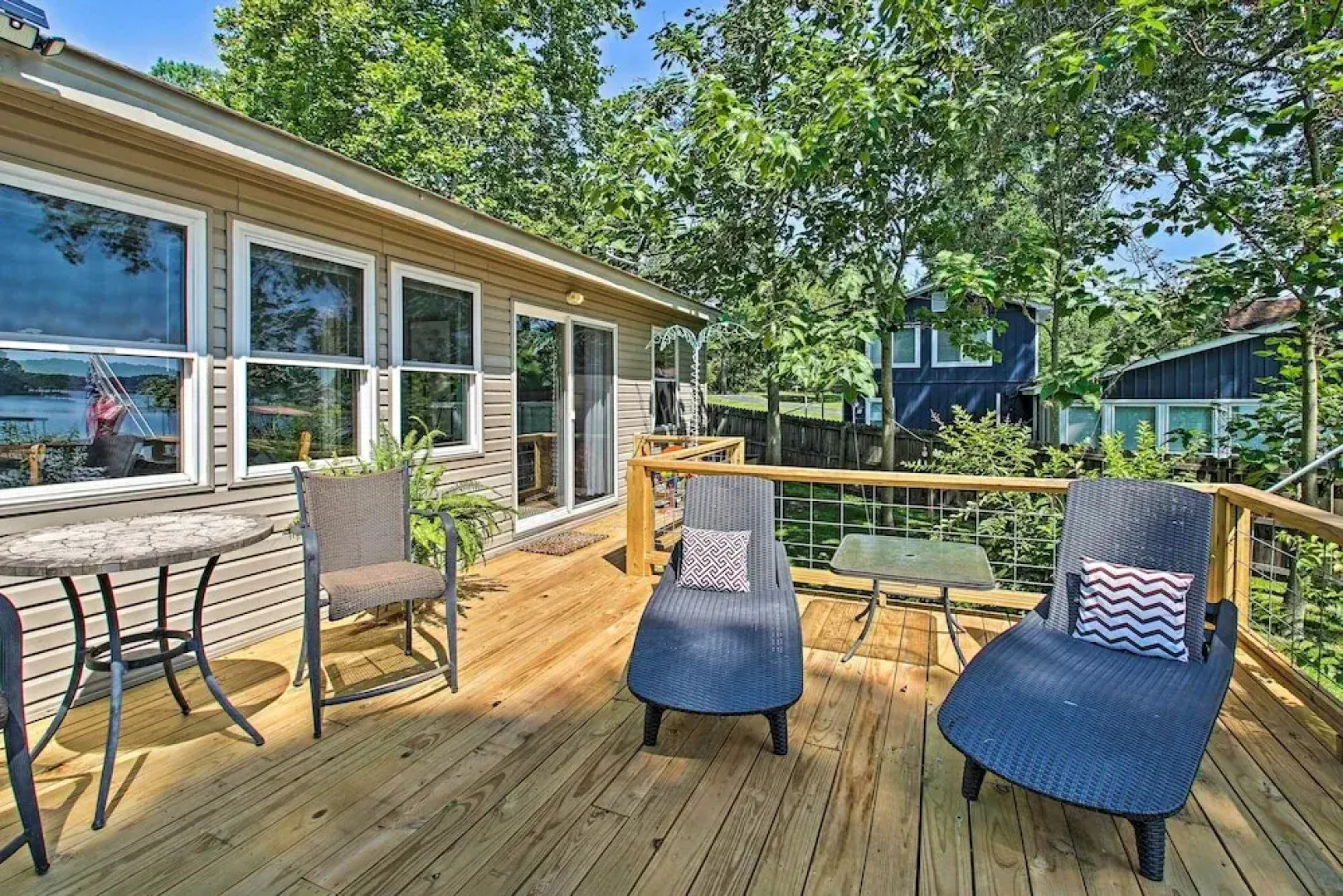 Dock & Lake Access: Tranquil Home in Hot Springs