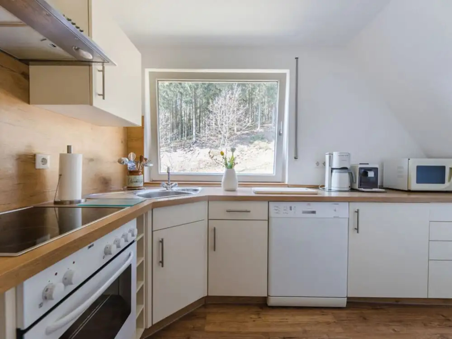 Dreamy Apartment Near Forest