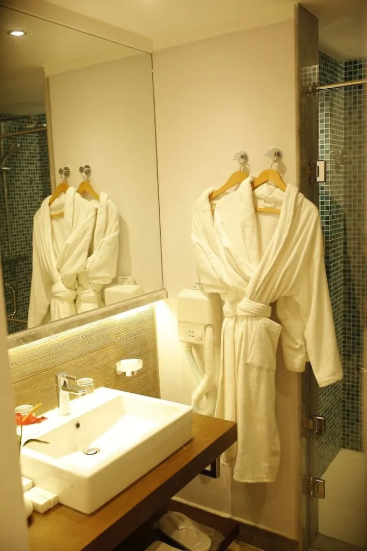 Mövenpick Resort & Golf Einbay