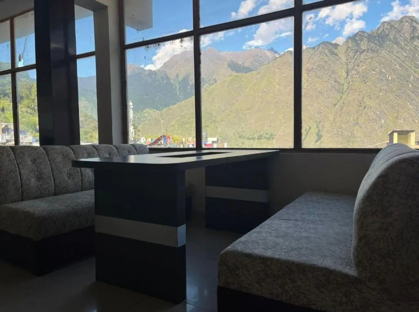 Hotel Shailja & Ad Continental Restaurant