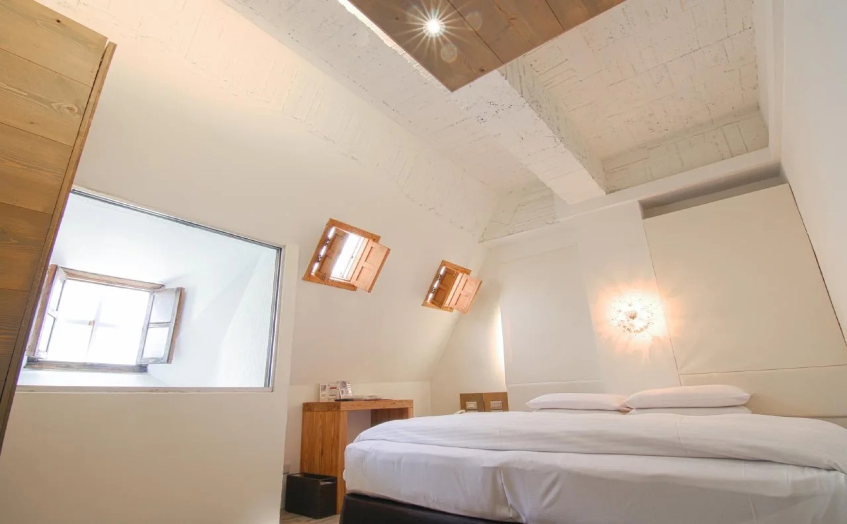 Jia-Jia-at West Market Hotel