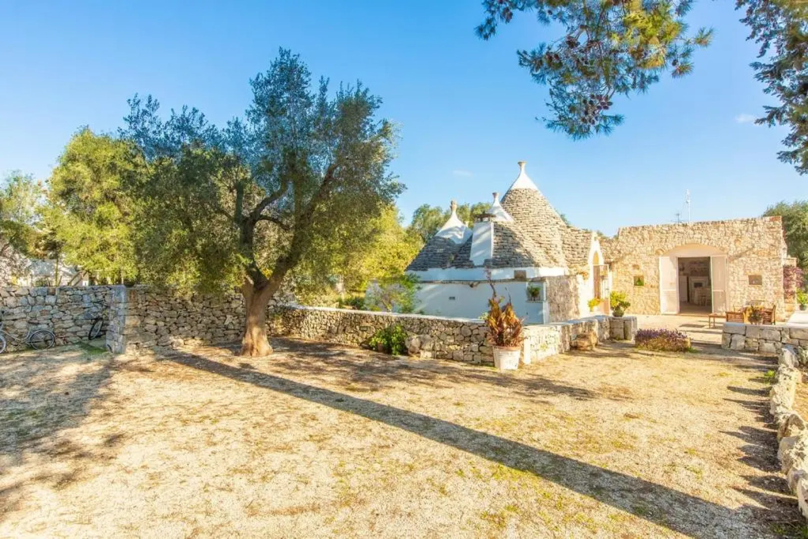 Trullo con piscina baby
