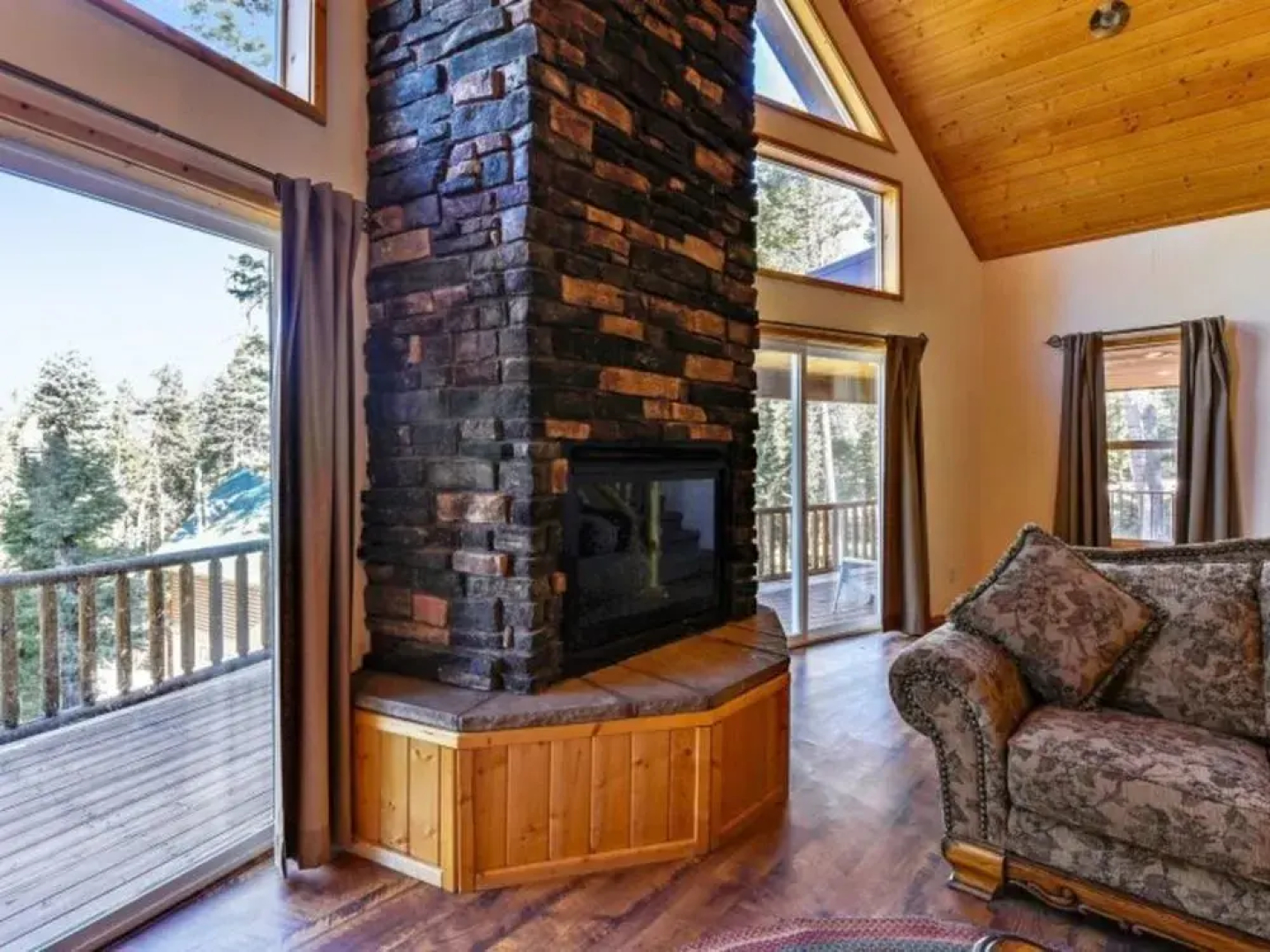 Empty Saddle 6 bedrooms 3 5 baths by RedAwning