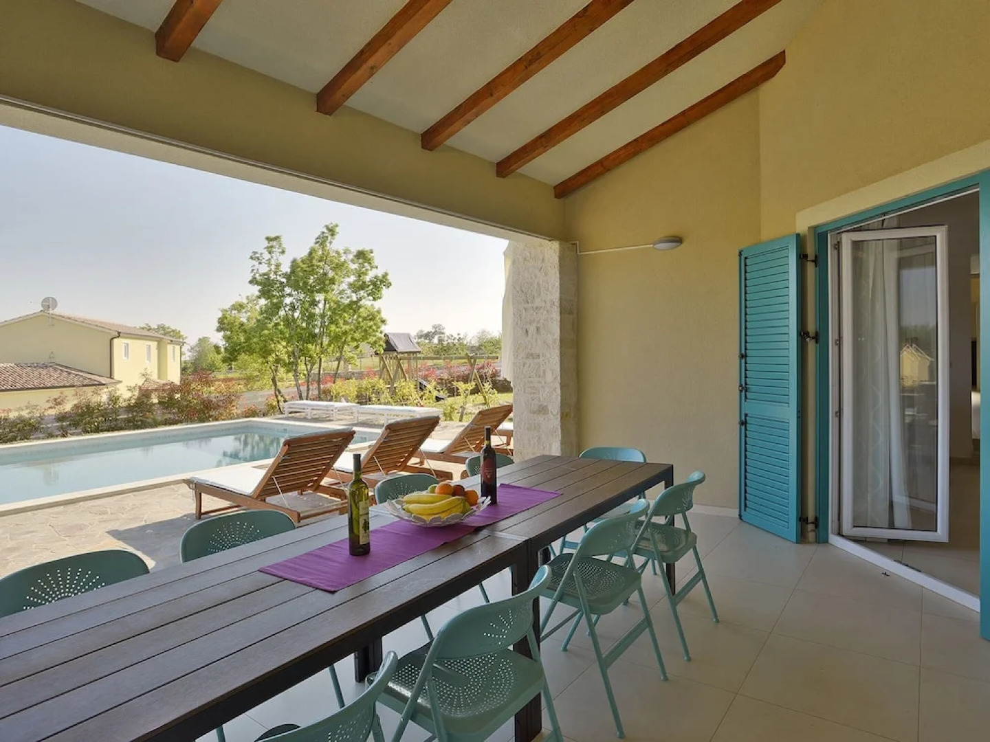 Luxurious Villa with Sauna & Hot Tub in Žminj